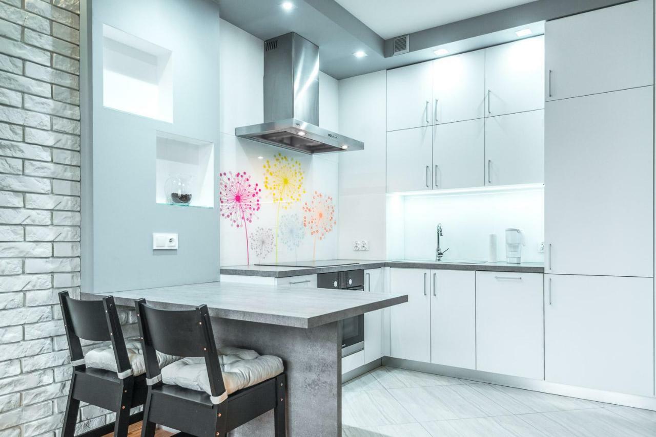 Apartament 48M W Centrum Grojca Grojec  Esterno foto