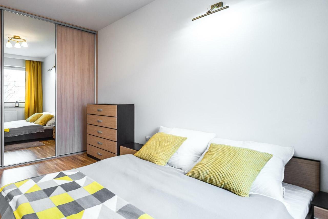 Apartament 48M W Centrum Grojca Grojec  Esterno foto