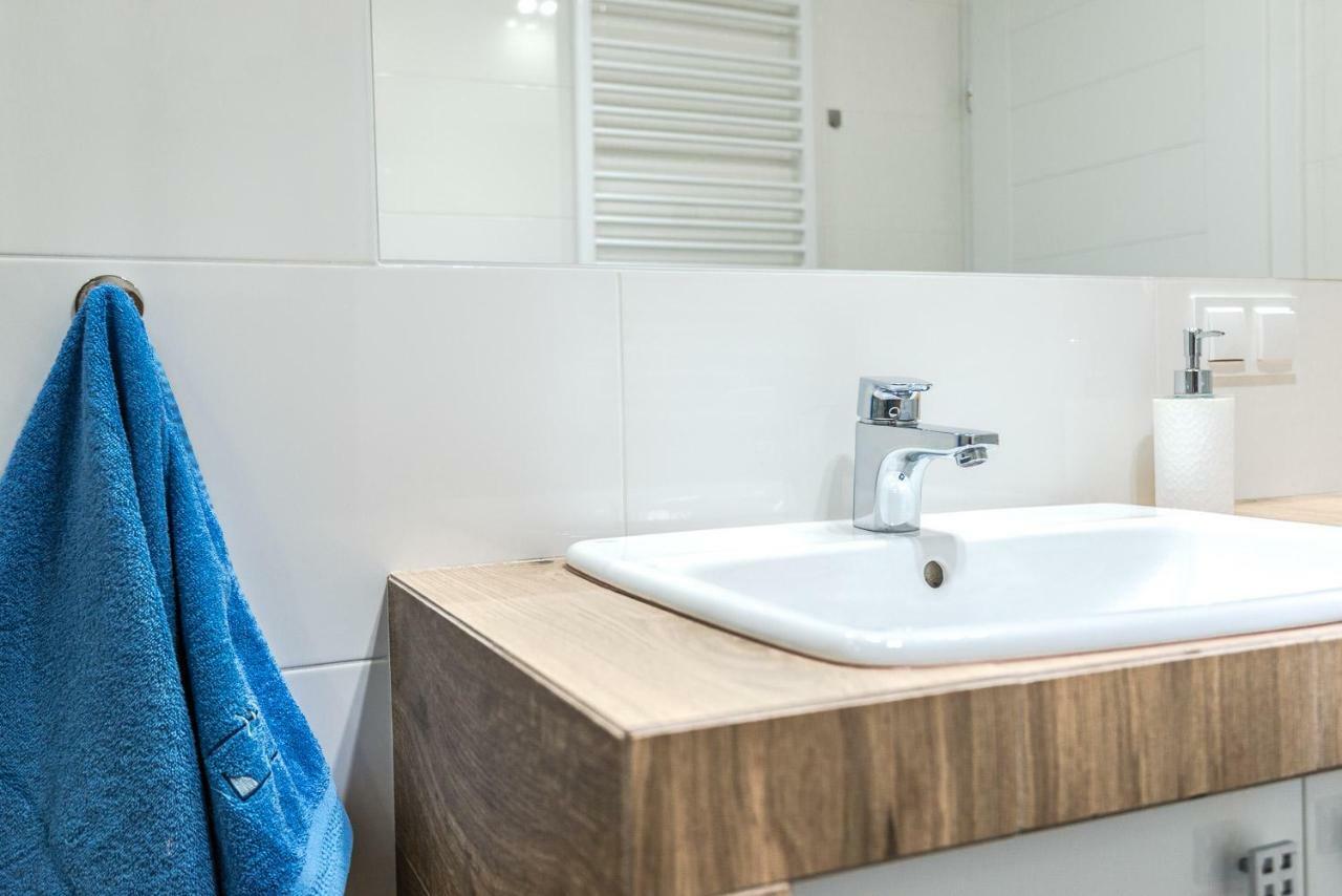 Apartament 48M W Centrum Grojca Grojec  Esterno foto