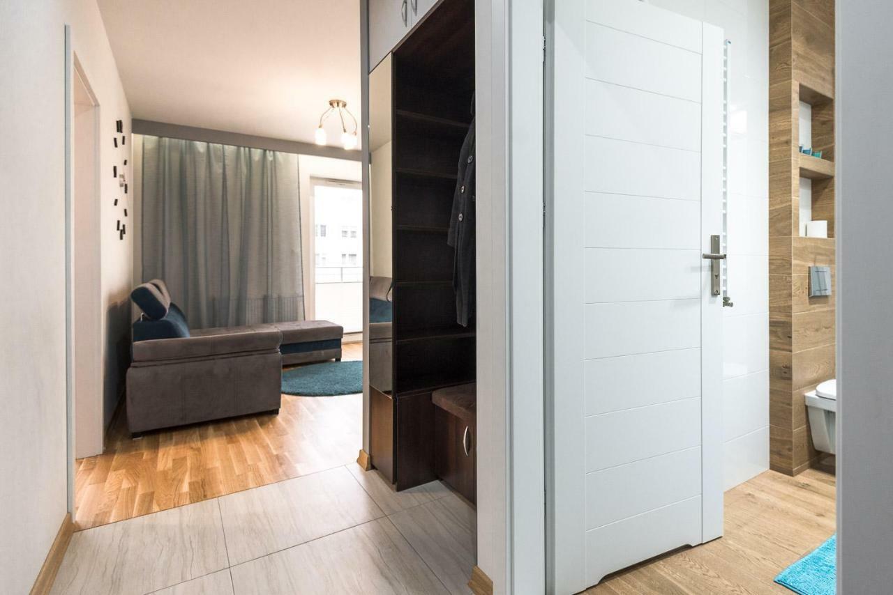 Apartament 48M W Centrum Grojca Grojec  Esterno foto